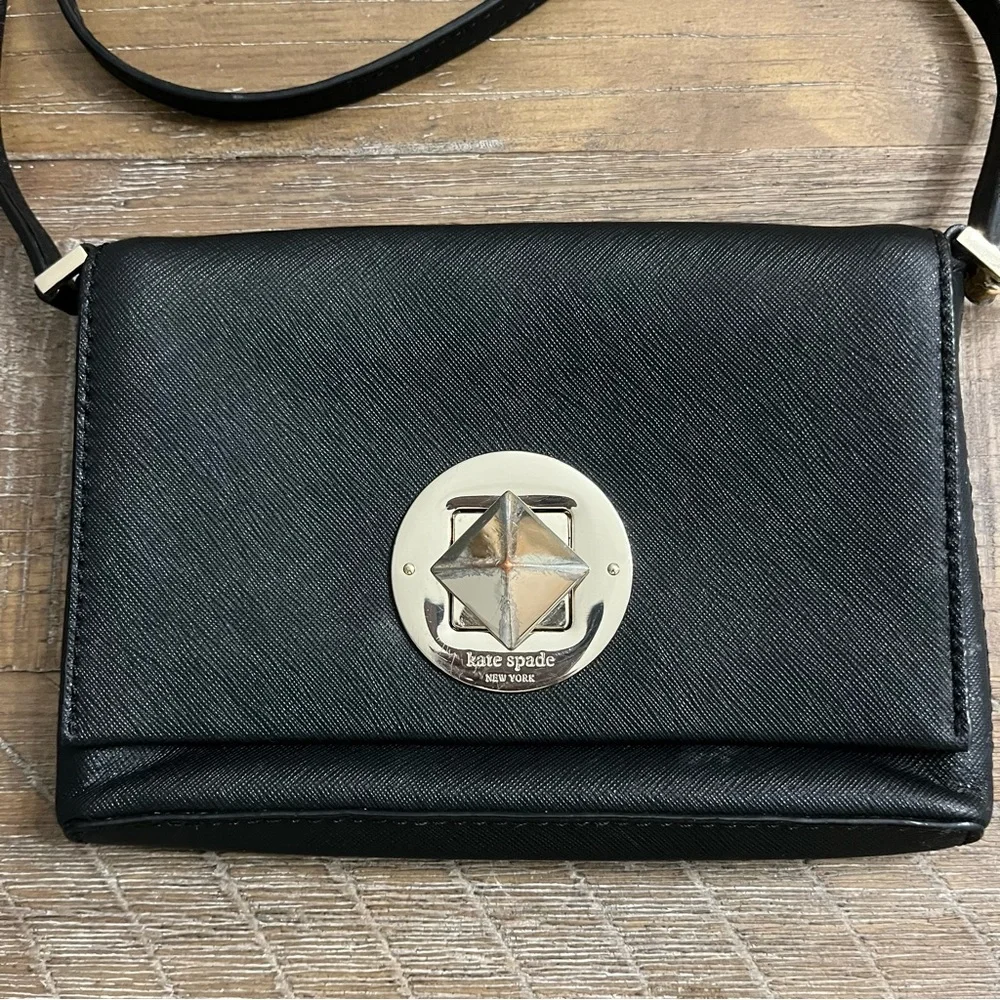 KATE SPADE Newbury Lane Sally Crossbody Black